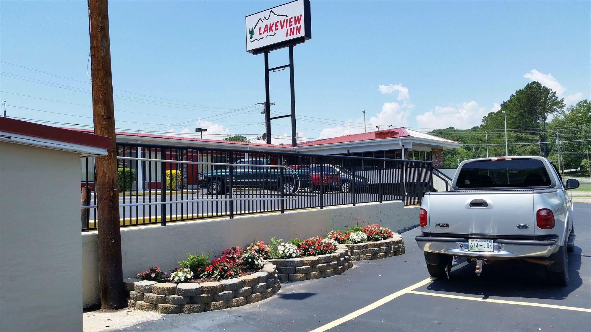 Lakeview Inn - Kingston エクステリア 写真